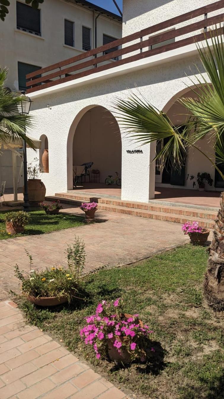 Hotel Villa Furia Белариа-Игеа Марина Екстериор снимка