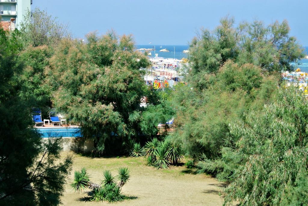 Hotel Villa Furia Белариа-Игеа Марина Екстериор снимка